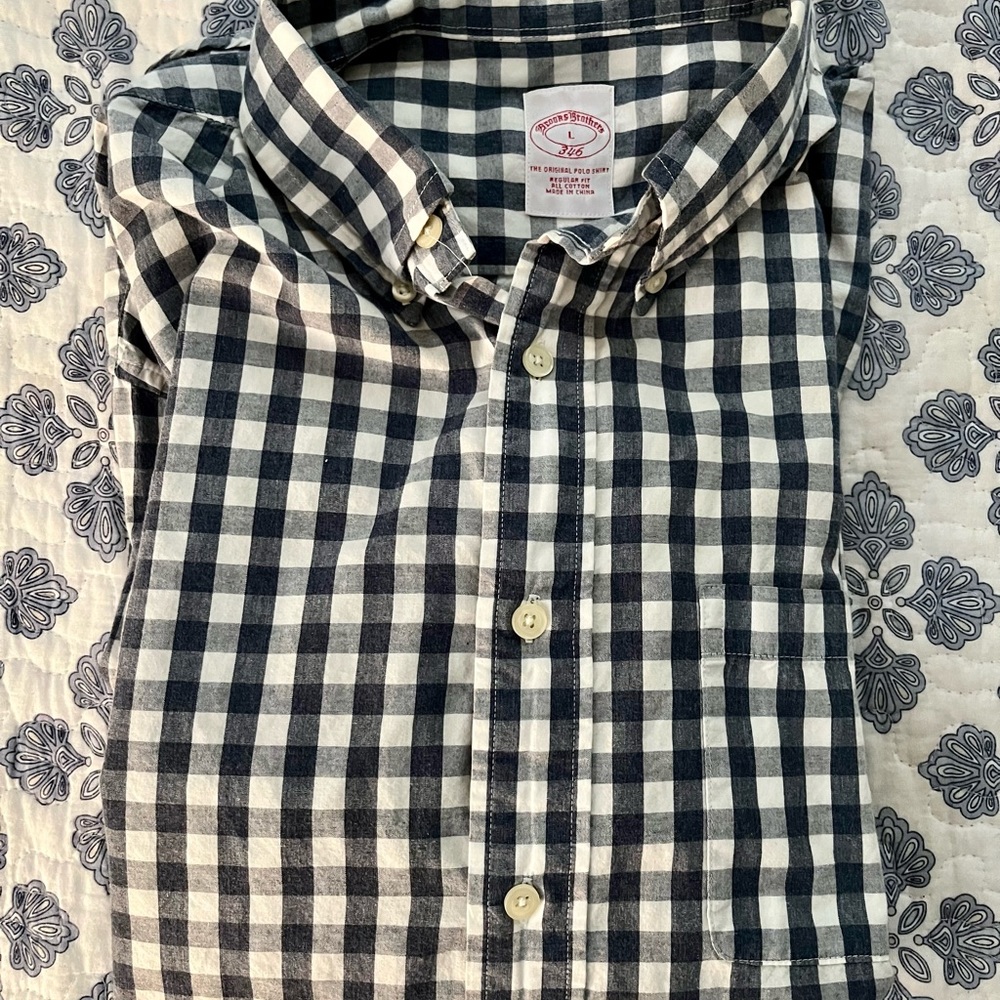 Men’s Brooks Brothers Button Down Shirt